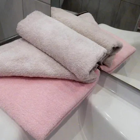 Alojamento de Acomodação e Pequeno-almoço Fruehstueckspension Lach 3*