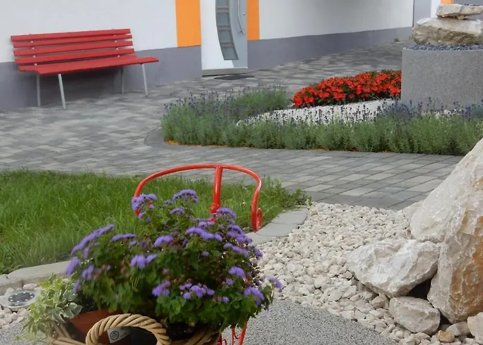 Nocleg ze śniadaniem Fruehstueckspension Lach 3*