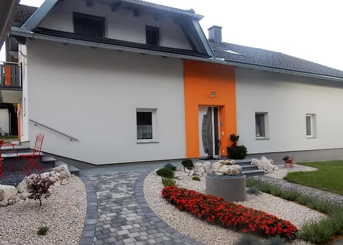 Nocleg ze śniadaniem Fruehstueckspension Lach