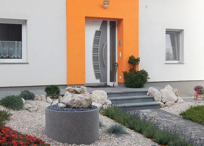 Fruehstueckspension Lach Nocleg ze śniadaniem 3*